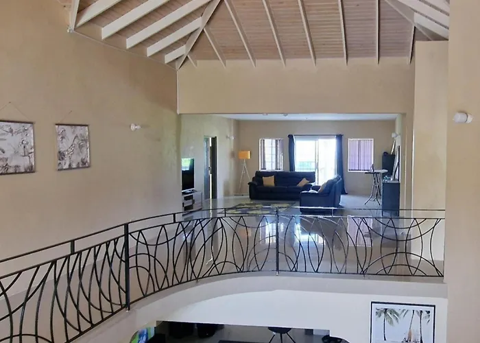 Holiday home 3-bed Sea View House In Priory St Ann Ocho Rios